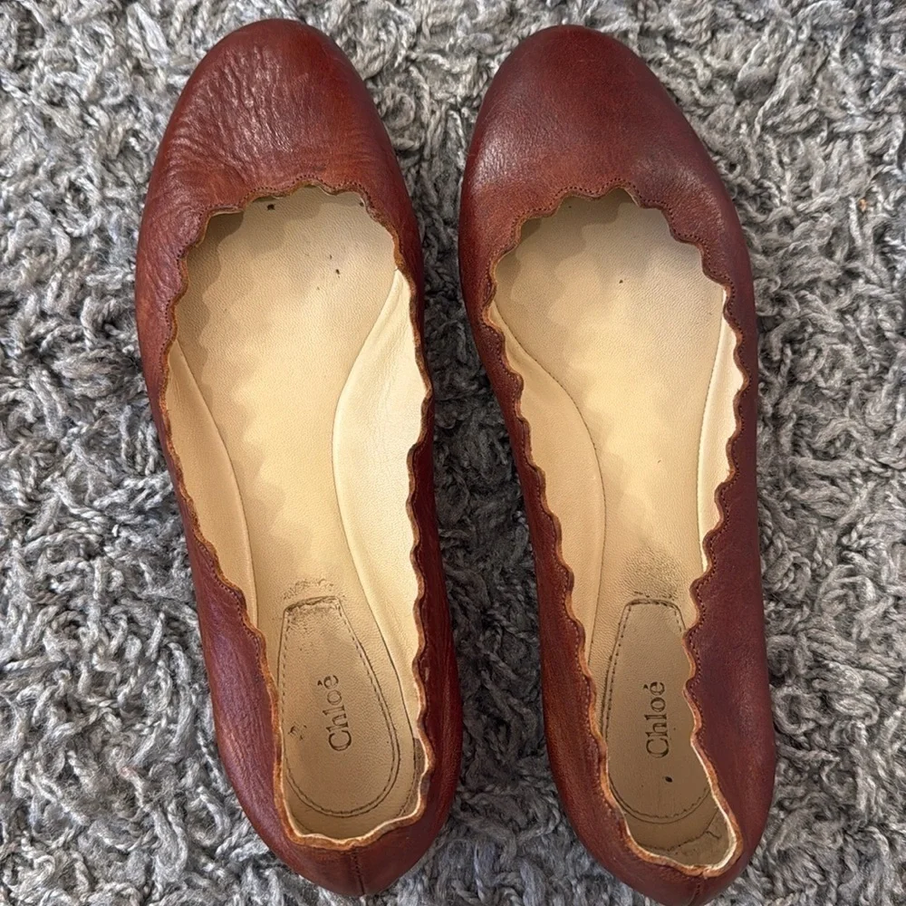 Chloe Lauren Ballet Ballerina Scalloped Flats Chestnut Cognac Brown size 37 (6)